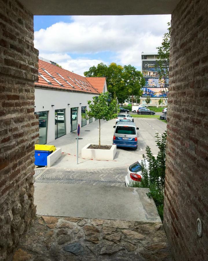 Penzion Elements Trnava Esterno foto
